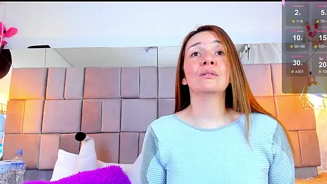 antoneella jones online show from 11-12-25, 12:53