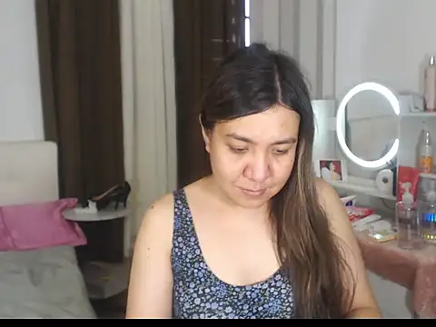 stellahugeX online show from 02-28-26, 05:40