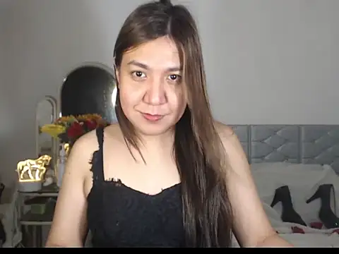 stellahugeX online show from 11-16-25, 03:55