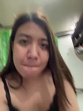 stellahugeX online show from 12-18-25, 10:02