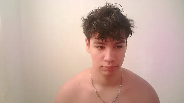 Snapshot of zeus_181 chatting on 06-25-26, 08:58 zeus 181 online show from 06-25-26, 08:58