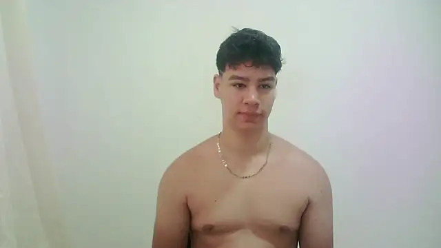 Snapshot of zeus_181 chatting on 05-30-26, 11:38 zeus 181 online show from 05-30-26, 11:38