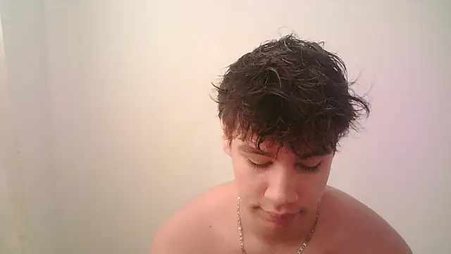 Snapshot of zeus_181 chatting on 06-26-26, 08:36 zeus 181 online show from 06-26-26, 08:36