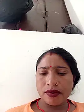 Snapshot of Payal-0143 chatting on 09-10-25, 07:18 Payal-0143 online show from 09-10-25, 07:18