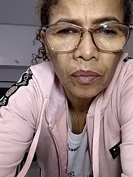 Merybeks online show from 12-15-25, 10:43