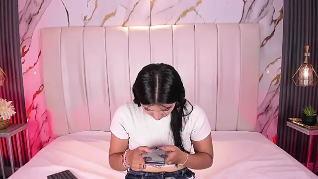 LovelyEyesx online show from 07-17-26, 07:11