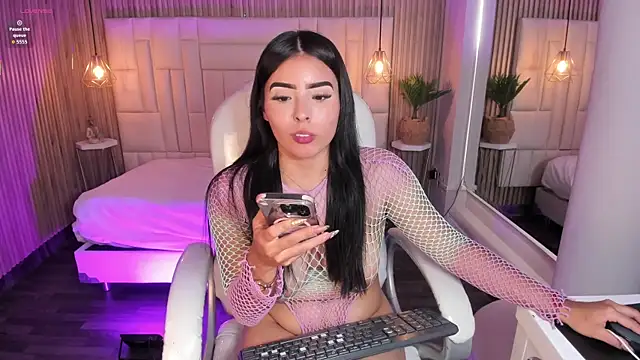 LovelyEyesx online show from 02-05-26, 05:09