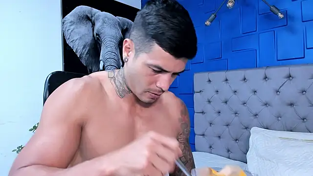 andres-clark92 online show from 10-29-25, 05:45