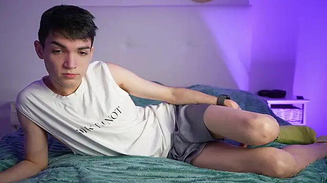 MattyandAiden online show from 02-05-26, 06:37