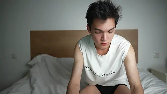 Snapshot of MattyandAiden chatting on 05-14-26, 08:06 MattyandAiden online show from 05-14-26, 08:06