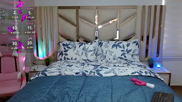 violett star1 online show from 11-28-25, 12:49