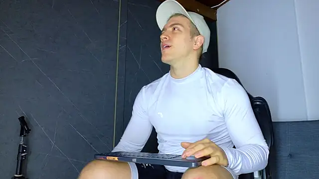 ALANNFERRER online show from 02-18-26, 10:12