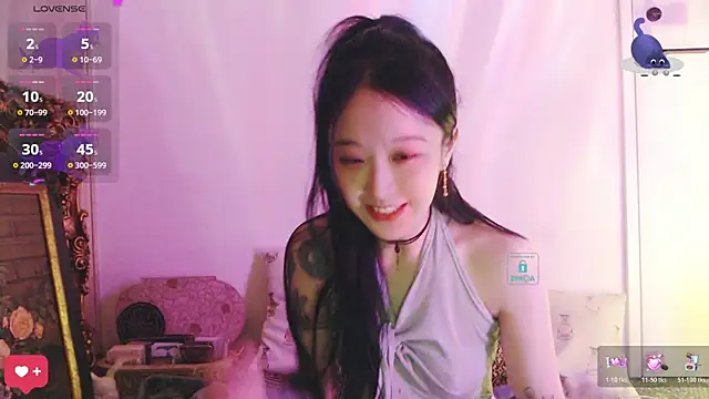 Snapshot of Etherealcat33 chatting on 10-22-25, 02:27 Etherealcat33 online show from 10-22-25, 02:27