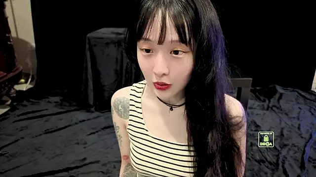 Etherealcat33 online show from 05-14-26, 01:19