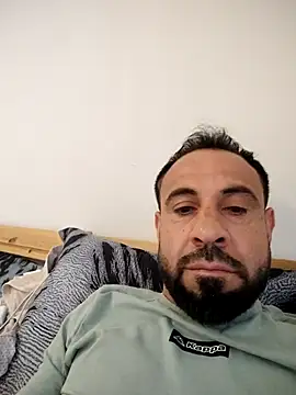 Snapshot of mykelem chatting on 05-18-26, 07:29 mykelem online show from 05-18-26, 07:29