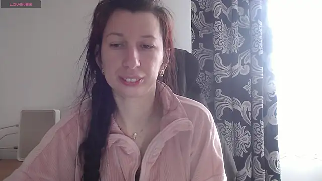 RosieHayes online show from 11-25-25, 09:31