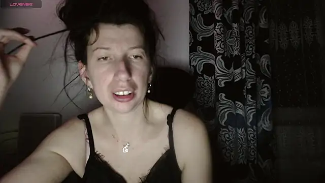 RosieHayes online show from 11-26-25, 09:15