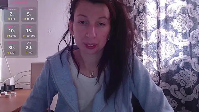 RosieHayes online show from 11-13-25, 08:29