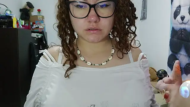 greeneyes nurse online show from 06-12-26, 01:03