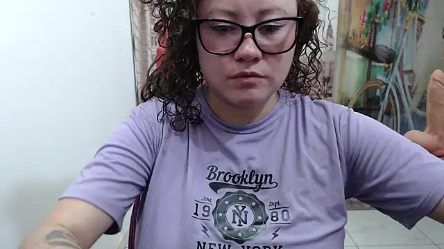 greeneyes nurse online show from 11-21-25, 07:57