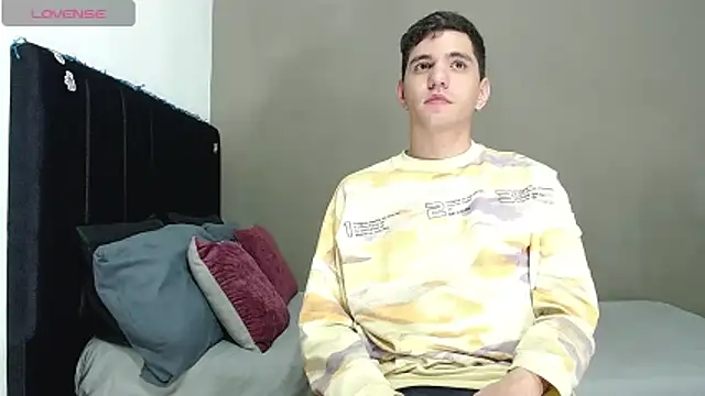 Matteo12  online show from 01-17-26, 07:17