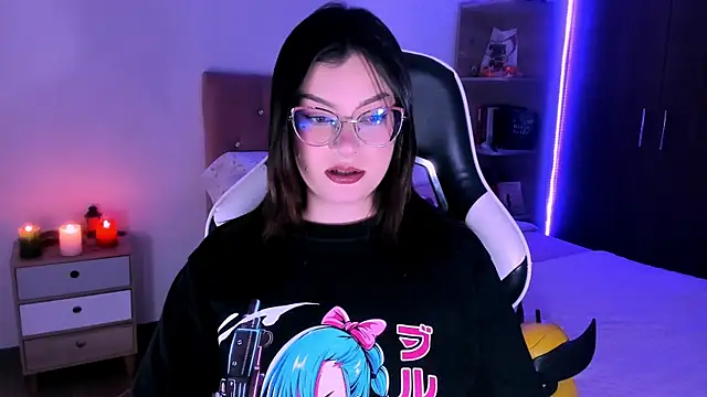 OphelianaRose33 online show from 11-30-25, 09:15