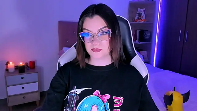 OphelianaRose33 online show from 11-13-25, 10:46