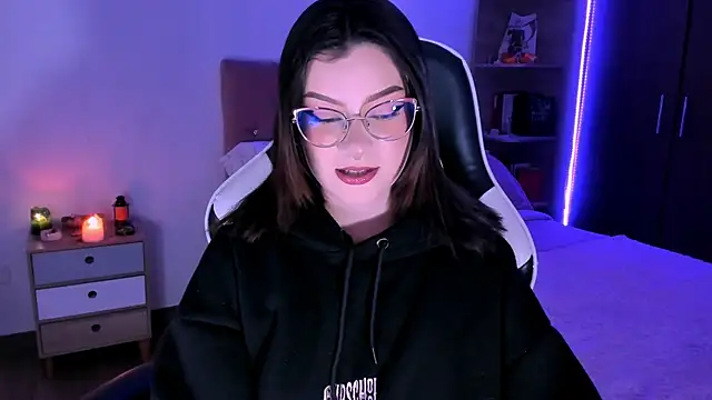 OphelianaRose33 online show from 10-30-25, 10:50