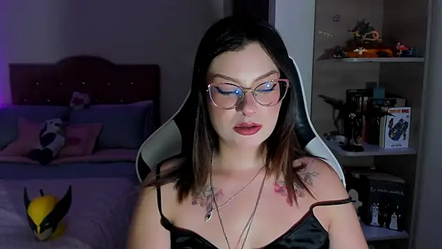 OphelianaRose33 online show from 03-17-26, 12:35