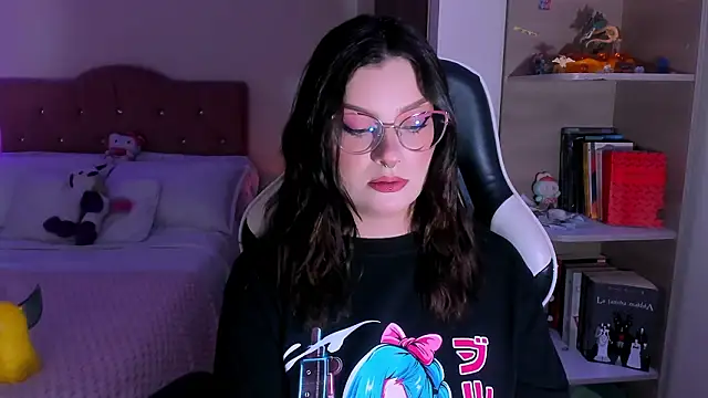 OphelianaRose33 online show from 02-23-26, 10:21