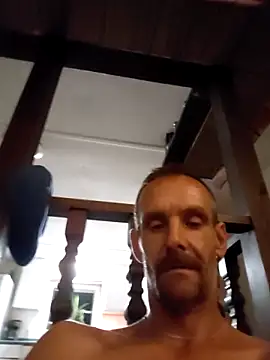 Hungwell1515 online show from 10-19-25, 02:14