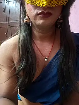 Snapshot of tharki-anand chatting on 05-18-26, 07:35 tharki-anand online show from 05-18-26, 07:35
