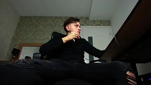 FelixStarkk online show from 10-16-25, 04:10