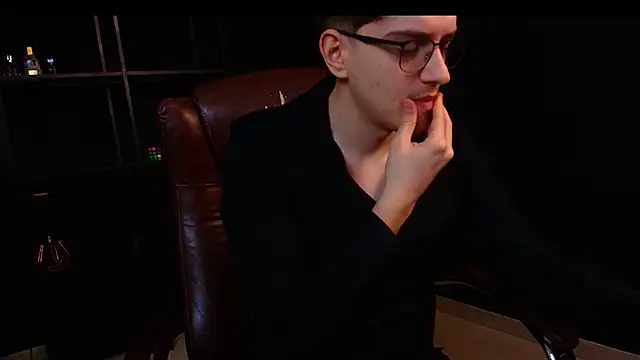 Snapshot of FelixStarkk chatting on 04-22-26, 04:30 FelixStarkk online show from 04-22-26, 04:30