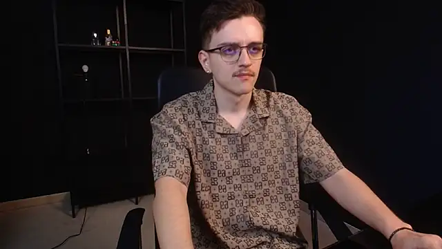 Snapshot of FelixStarkk chatting on 05-30-26, 03:57 FelixStarkk online show from 05-30-26, 03:57