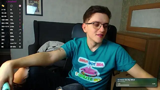 FelixStarkk online show from 12-23-25, 08:24