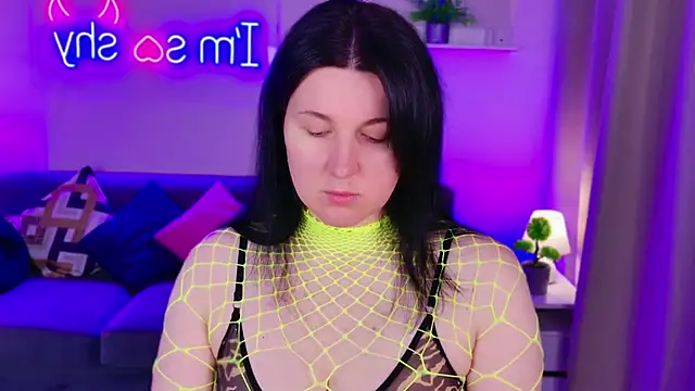 love me  tonight  online show from 11-14-25, 11:08