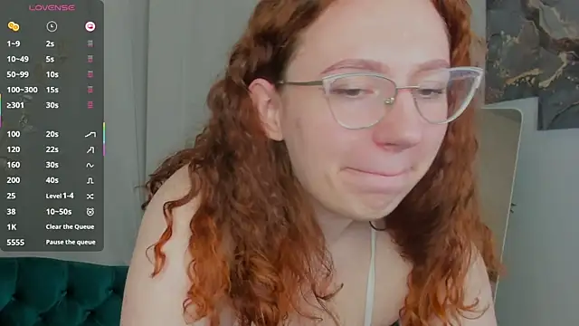 ellie coy  online show from 12-22-25, 01:22