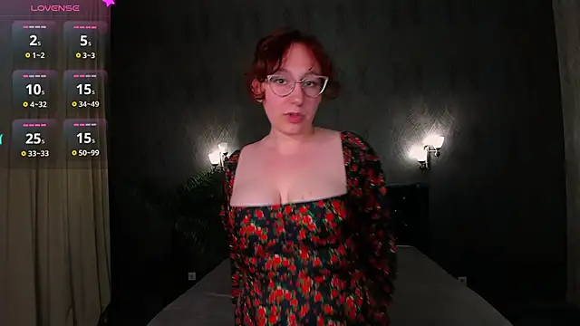 ellie coy  online show from 06-19-26, 07:41
