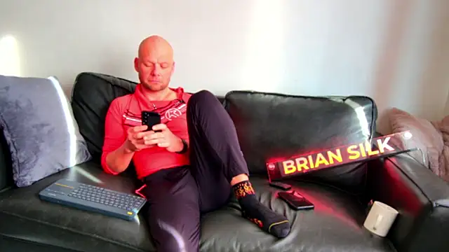 BRIANSILK77 online show from 01-11-26, 12:23