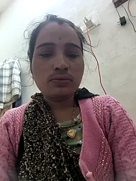 Hot raaani online show from 12-19-25, 10:01