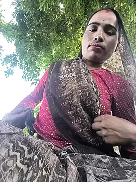 Hot raaani online show from 09-09-25, 05:17