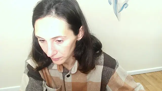 Snapshot of AlissaJersi chatting on 10-06-25, 08:37 AlissaJersi online show from 10-06-25, 08:37