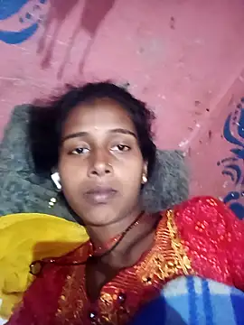Snapshot of Saniye-143 chatting on 11-14-25, 09:57 Saniye-143 online show from 11-14-25, 09:57