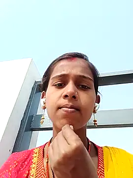 Snapshot of Saniye-143 chatting on 11-20-25, 08:04 Saniye-143 online show from 11-20-25, 08:04