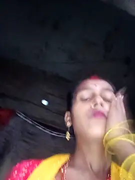 Snapshot of Saniye-143 chatting on 11-06-25, 11:36 Saniye-143 online show from 11-06-25, 11:36