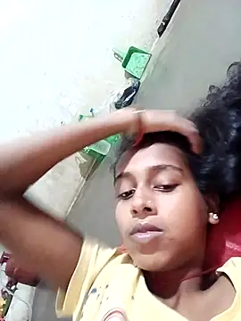 Snapshot of Saniye-143 chatting on 09-08-25, 02:38 Saniye-143 online show from 09-08-25, 02:38