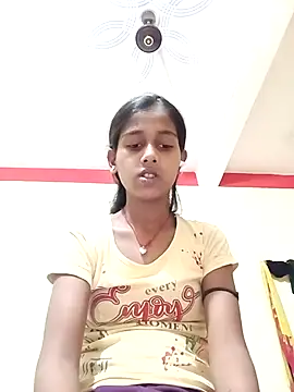 Snapshot of Saniye-143 chatting on 10-12-25, 03:24 Saniye-143 online show from 10-12-25, 03:24