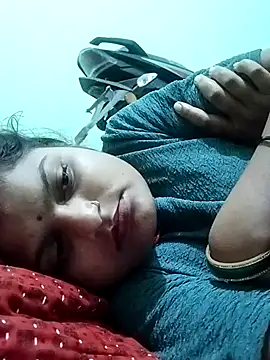 Snapshot of Hot_mirchjii chatting on 09-12-25, 04:18 Hot mirchjii online show from 09-12-25, 04:18