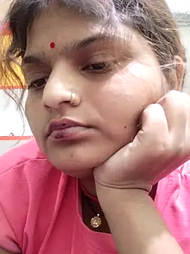 Snapshot of Hot_mirchjii chatting on 10-30-25, 01:42 Hot mirchjii online show from 10-30-25, 01:42